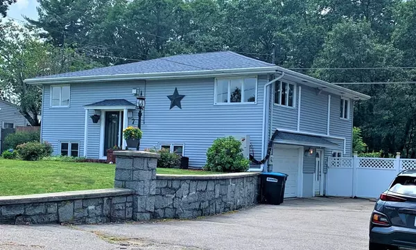 11 Hillcrest Rd, Salem, NH 03079