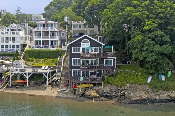 Marblehead, MA 01945,6 Bayview Road #1