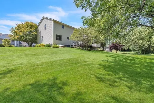 Agawam, MA 01001,43 Hunters Greene Circle