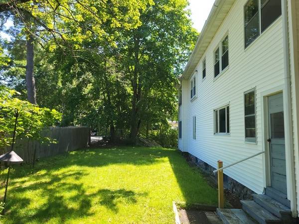 Southbridge, MA 01550,23 Gardner St