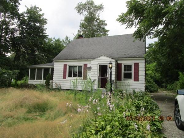 19 Rawson Ave, Oxford, MA 01540