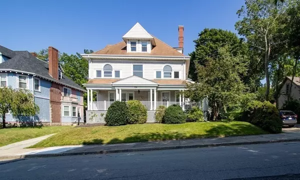 739 Rock St, Fall River, MA 02720