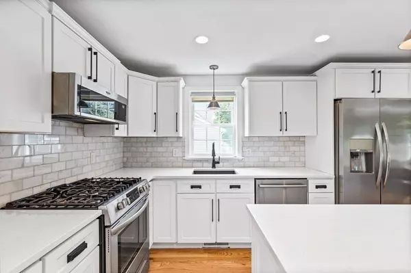 Kingston, MA 02364,61 Nobadeer Cir