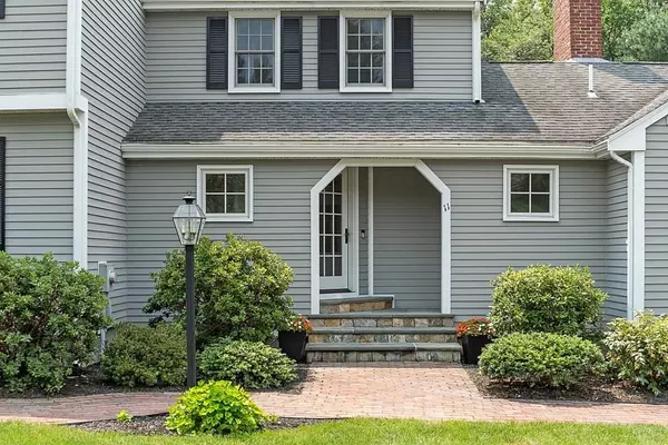 Andover, MA 01810,11 Blueberry Cir