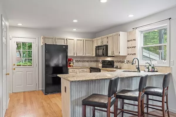 Bolton, MA 01740,71 Bolton Woods Way