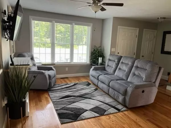 Whitman, MA 02382,1 Paradise Lane #H4