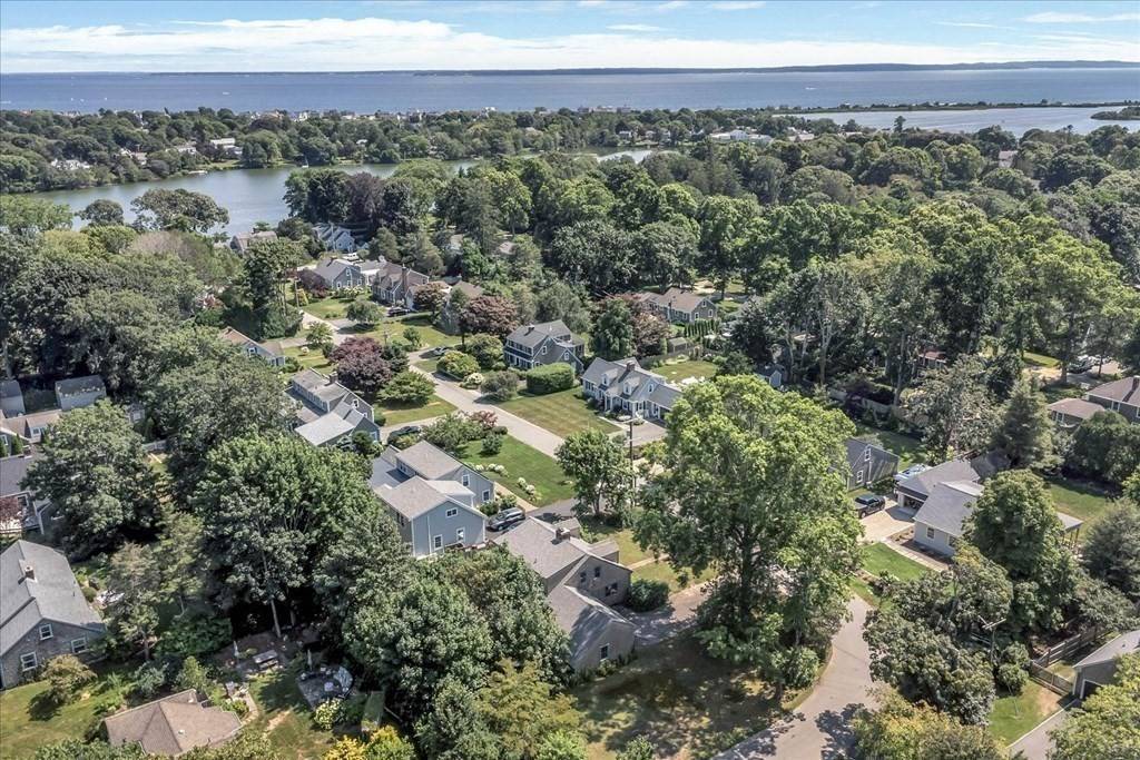 Falmouth, MA 02540,201 Siders Pond Rd
