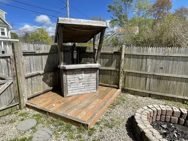 Wareham, MA 02558,22 Twelfth St.  (Aka12th St)