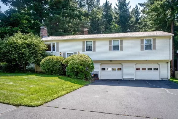 35 Kittredge Drive, Westfield, MA 01085