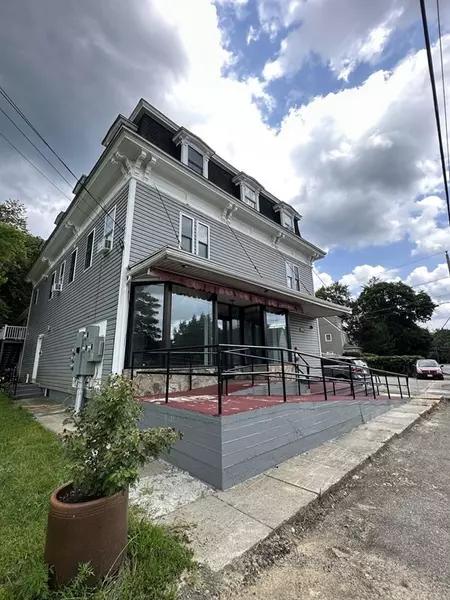 311-313 Providence Rd, Grafton, MA 01560