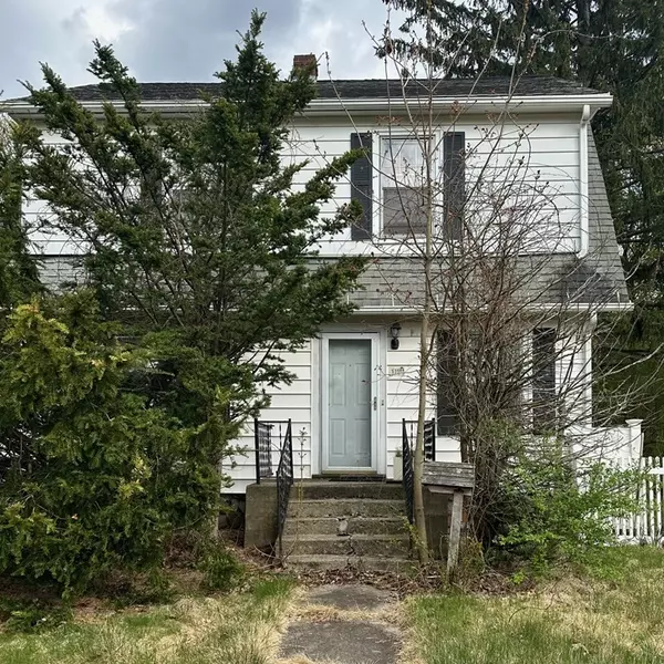 110 Rockland Rd, Auburn, MA 01501