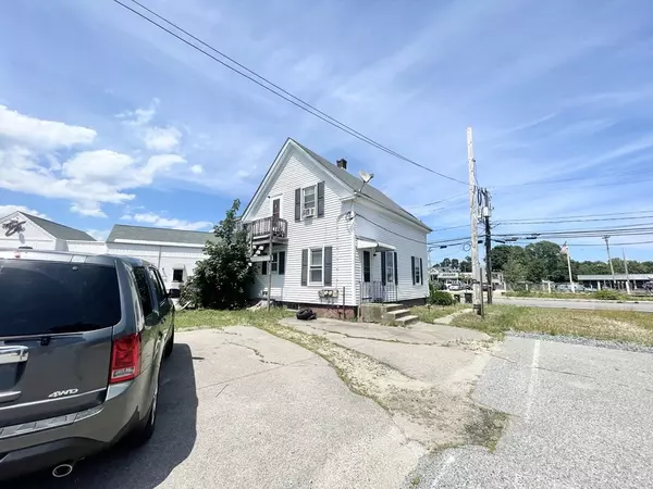 Marshfield, MA 02050,937 Webster St