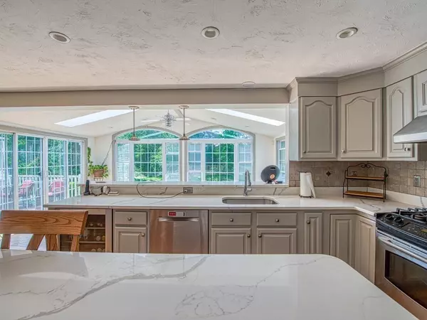 Mansfield, MA 02048,35 Jacob Drive