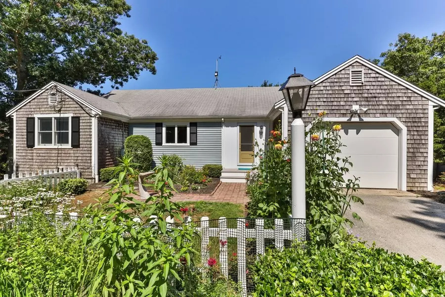 21 Mill Pond Rd #41, Harwich, MA 02645