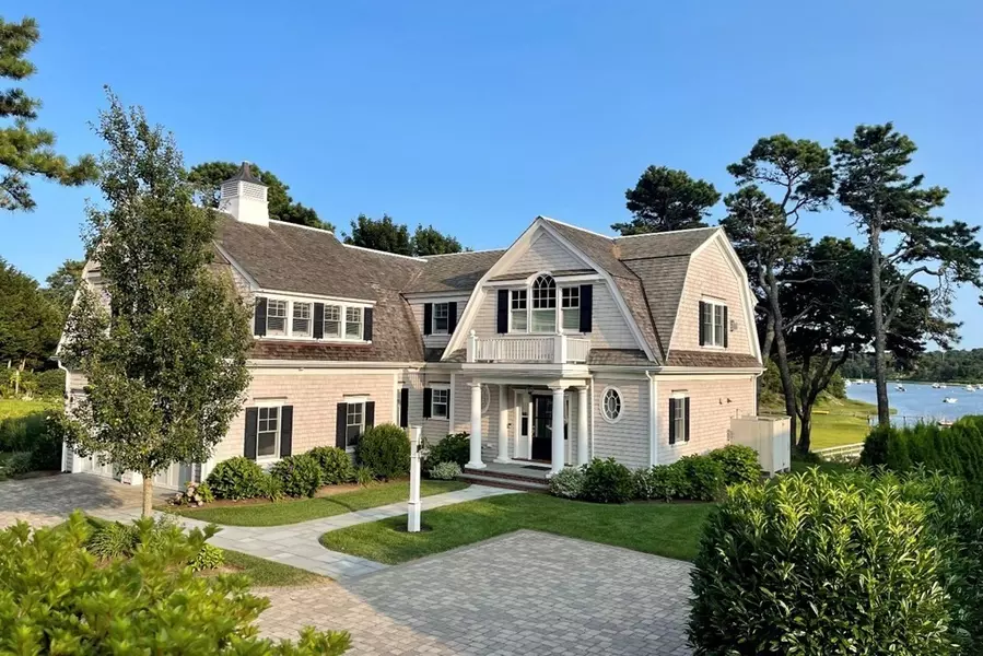 21 Captains Cove Ln, Chatham, MA 02650