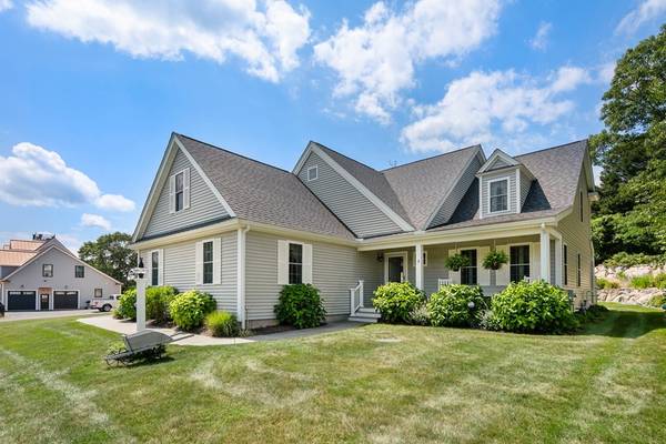 3 Maria Ave, Bourne, MA 02562