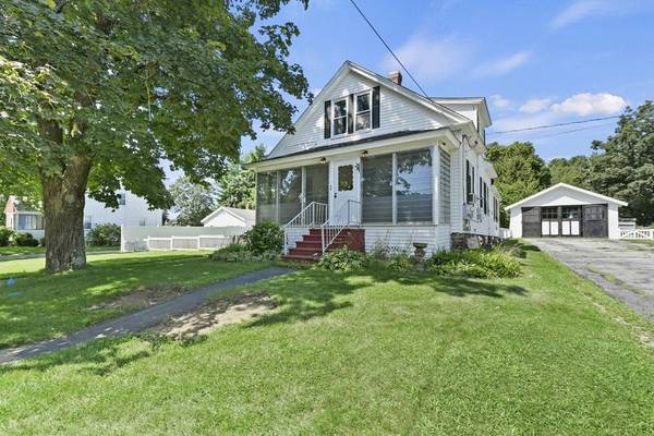 34 Wheelock Street, Oxford, MA 01540