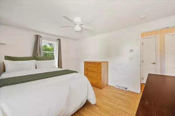 Randolph, MA 02368,11 Englewood Ave E