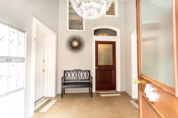 46 Lewis Street #2B, Boston, MA 02113