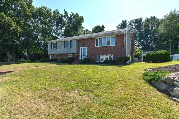 Norwood, MA 02062,61 Mill Pond Ln