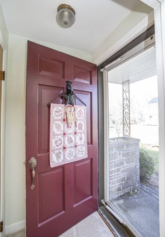 Attleboro, MA 02703,183 Glendale Road