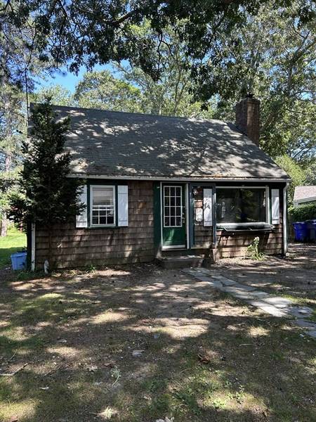 34 Olney Rd, Bourne, MA 02532