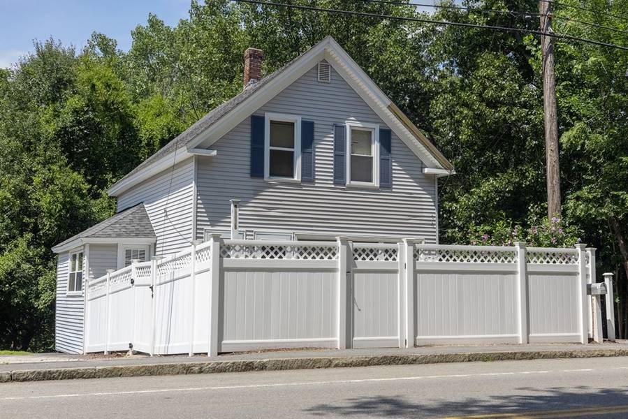 284 Southbridge St, Auburn, MA 01501