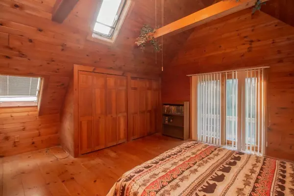 Mendon, MA 01756,88 Providence