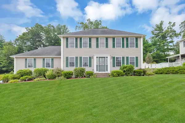 30 Cardinal Ln, Westfield, MA 01085