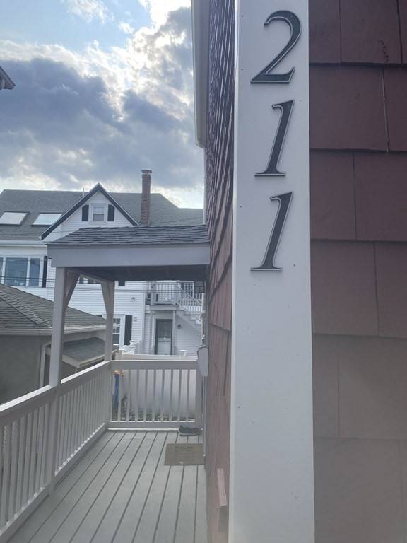 212 Winthrop Shore Dr #4, Winthrop, MA 02152