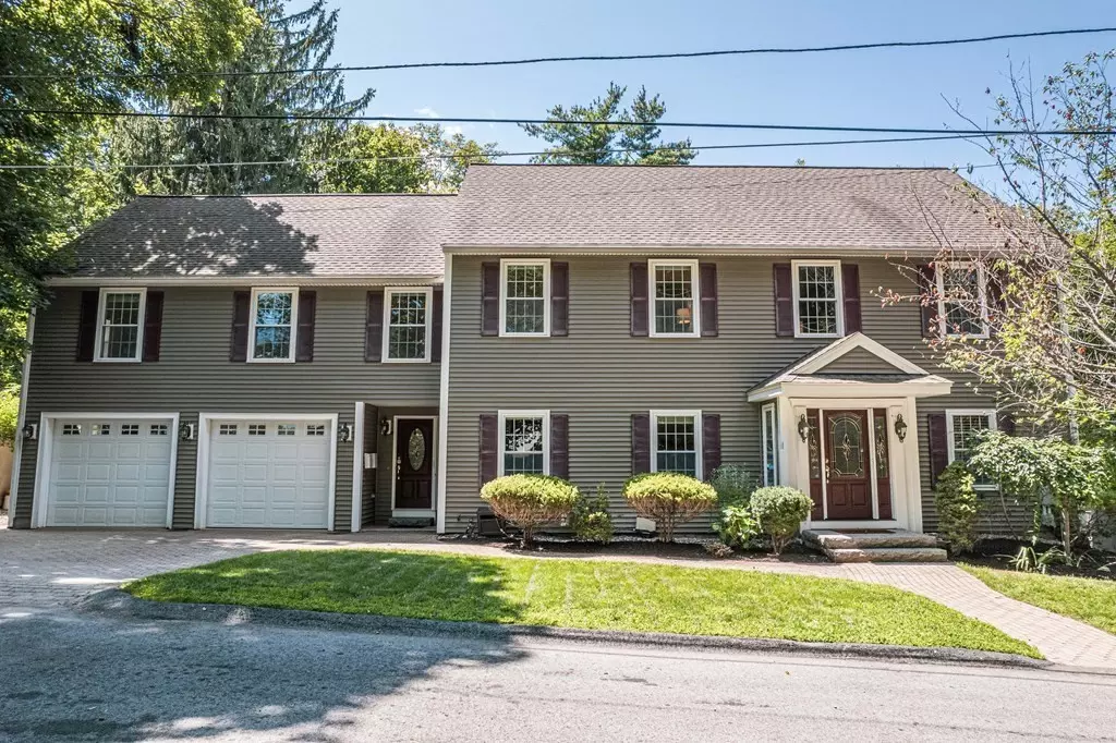 North Andover, MA 01845,31 Court Street