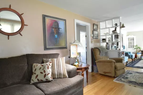 Clinton, MA 01510,10 Schobert St.