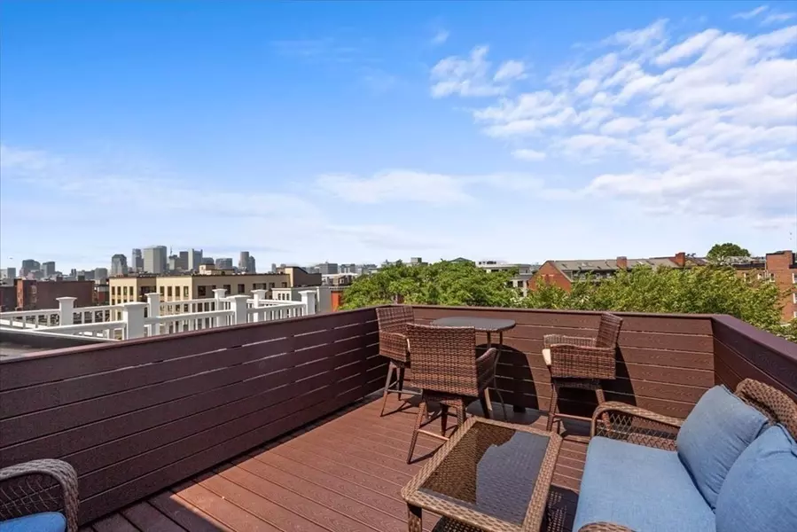 474 East 4th St #3, Boston, MA 02127