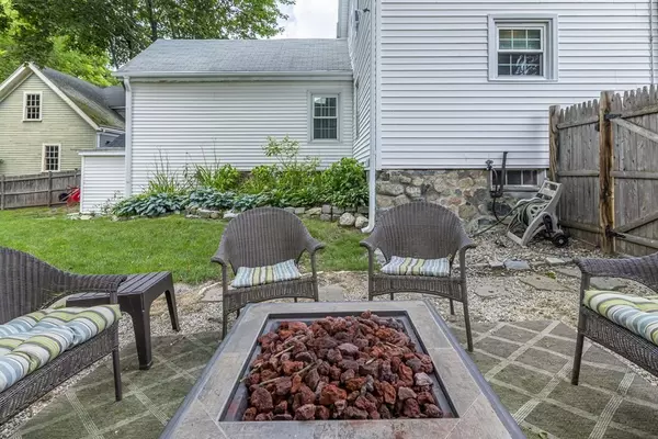 Woburn, MA 01801,1 Vernon