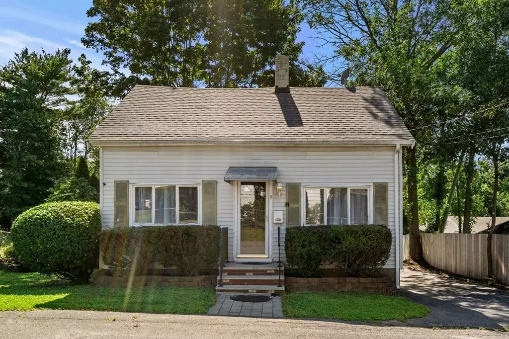 Saugus, MA 01906,9 Lothrop St