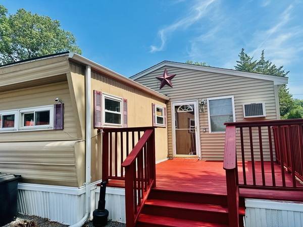 227 Lothrop Street, Taunton, MA 02780