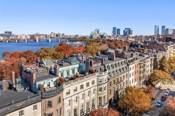 150 Beacon St #PH, Boston, MA 02116
