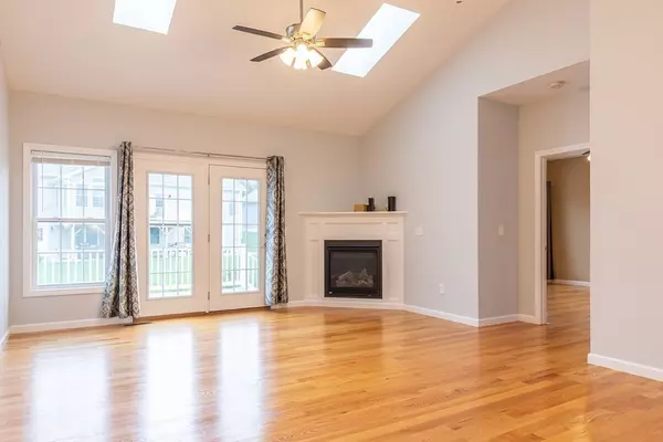 Belchertown, MA 01007,111 Daniel Shays Hwy #75