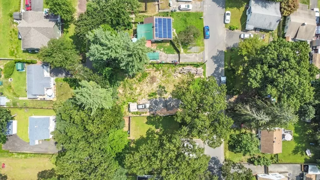 Southwick, MA 01077,9 Wood St