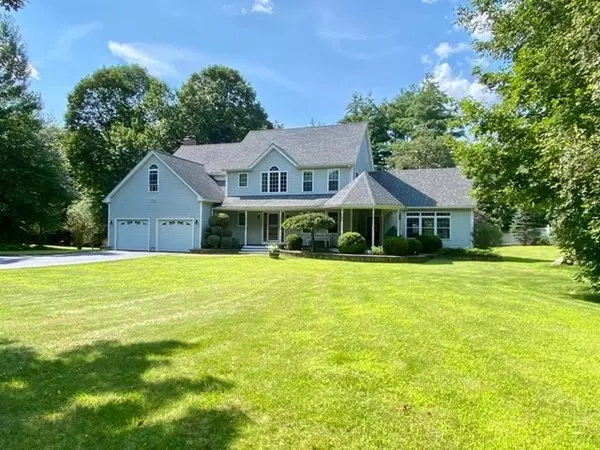 2 Brook Hill Rd, Sturbridge, MA 01518