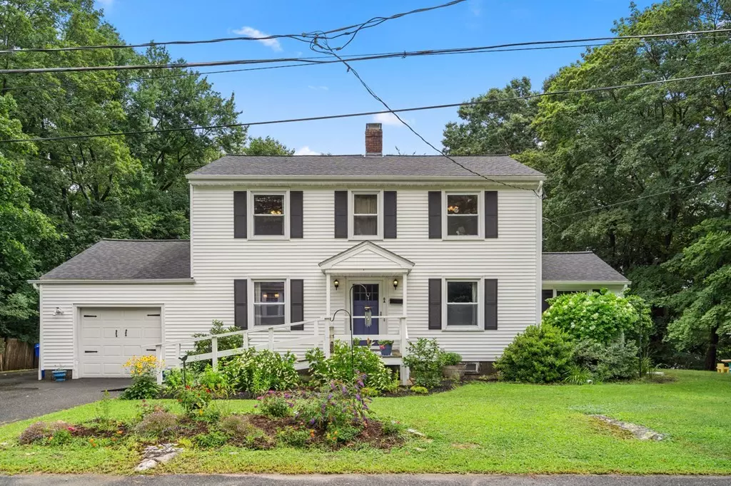Maynard, MA 01754,6-A Upper Beacon Street