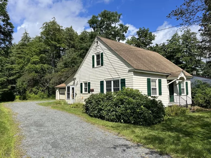 462 Leyden Rd, Greenfield, MA 01301