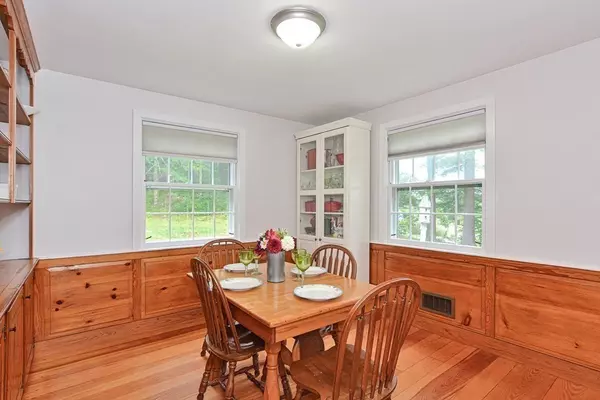 Upton, MA 01568,4 South St