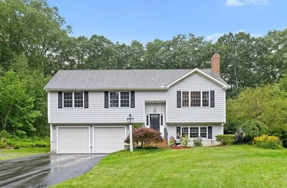 11 King Rd, North Brookfield, MA 01535