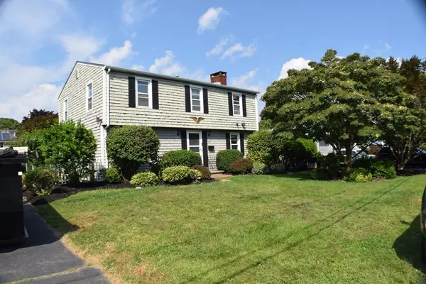 110 Vermont Ave, Somerset, MA 02726