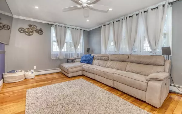 Medford, MA 02155,46 Bradshaw St