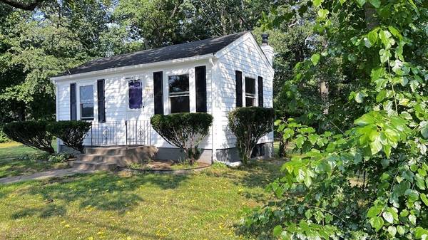 598 Arcade Ave., Seekonk, MA 02771