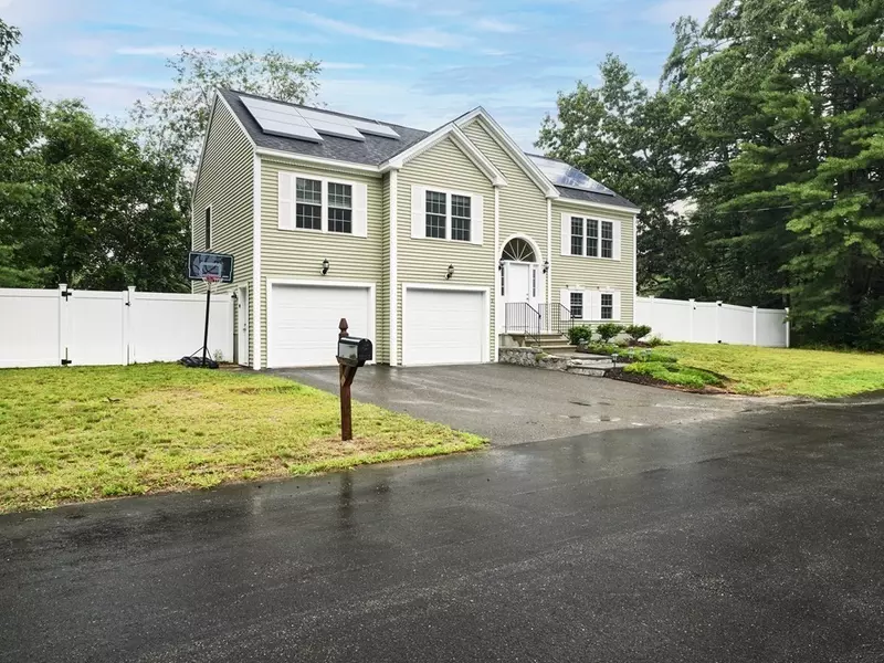 1 Weatherbee Rd, Shirley, MA 01464