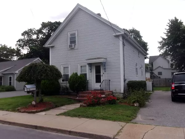 16 Austin St, Blackstone, MA 01504