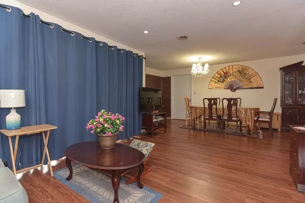 Randolph, MA 02368,15 Thompson Drive #2